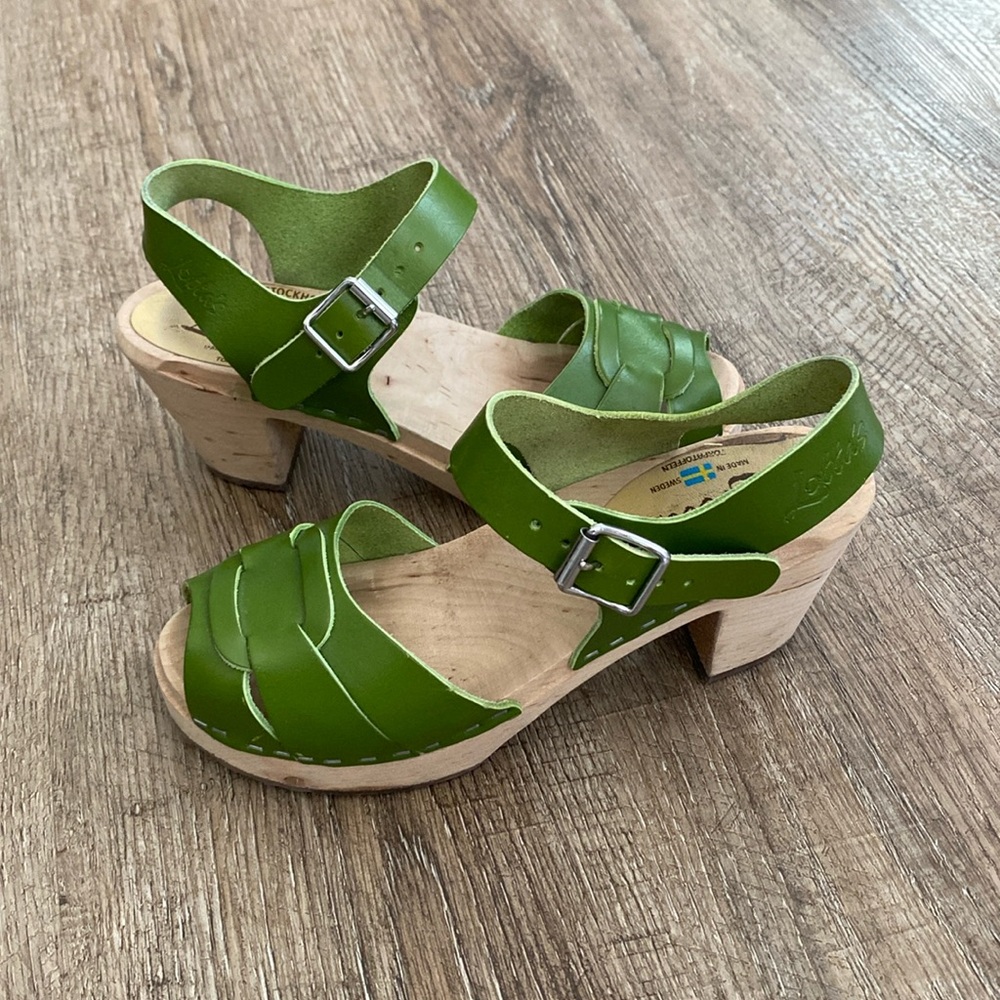 Lotta From Stockholm Green Leather Clog Sandals